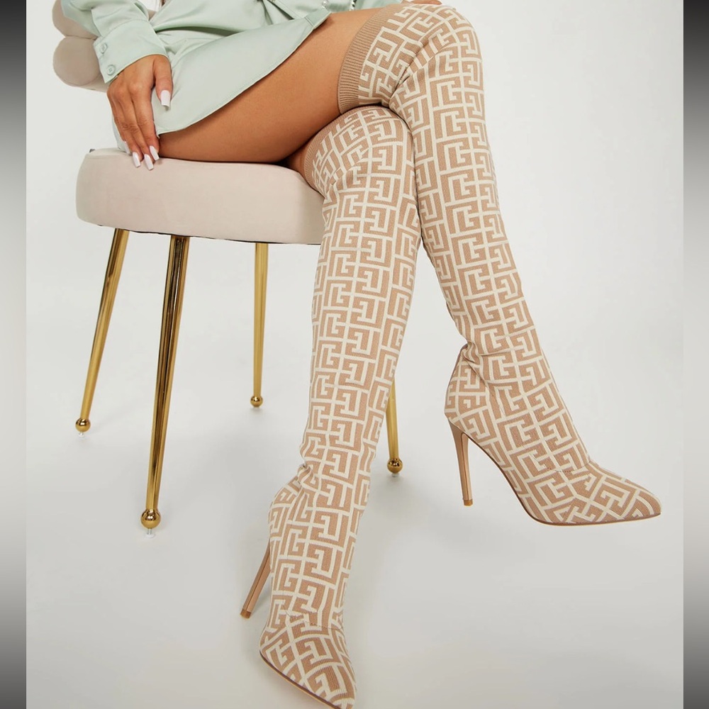 Mata Shoes Beige Patterned Heeled Boots